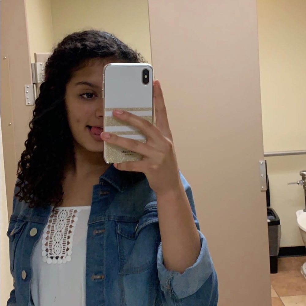 Meet your Posher, Aiyana